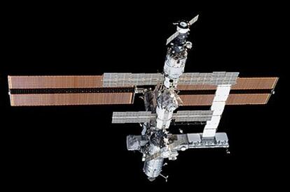 Estación Espacial Internacional fotografiada en el espacio