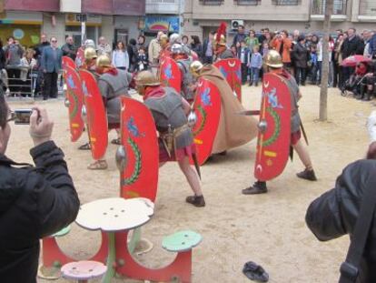 Legiones romanas, durante su desfile por La Vila Joiosa.