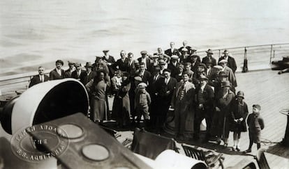 Españoles rumbo a EE UU en 1926 a bordo del transatlántico 'Aquitania'.