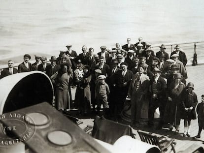 Españoles rumbo a EE UU en 1926 a bordo del transatlántico 'Aquitania'.