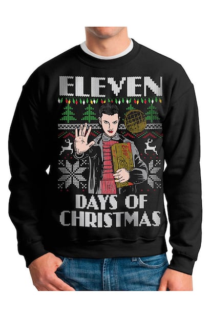 Ahora podrás llevar a la carismática protagonista de la serie revelación de la temporada en esta sudadera. Gofres, Navidad y Eleven, ¿quién necesita mas? (23 euros en Etsy).