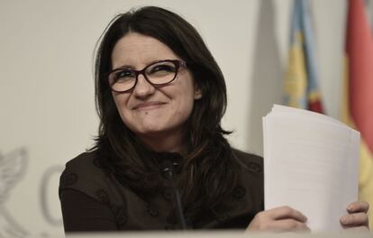 La vicepresidenta Mònica Oltra tras el pleno del Consell de los viernes.
