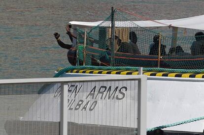 El barco de la ONG española Proactiva Open Arms a su llegada al puerto de Barcelona, el 4 de julio de 2018.