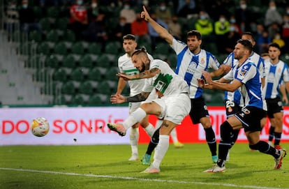 Benedetto, en la acción del 2-2.