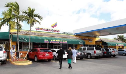 Fachada del restaurante El Arepazo, uno de los más famosos de Doral y donde se reúne la comunidad venezolana.