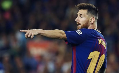 Leo Messi durante el partido ante el Málaga CF.