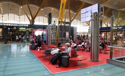 Zona comercial de la T4.