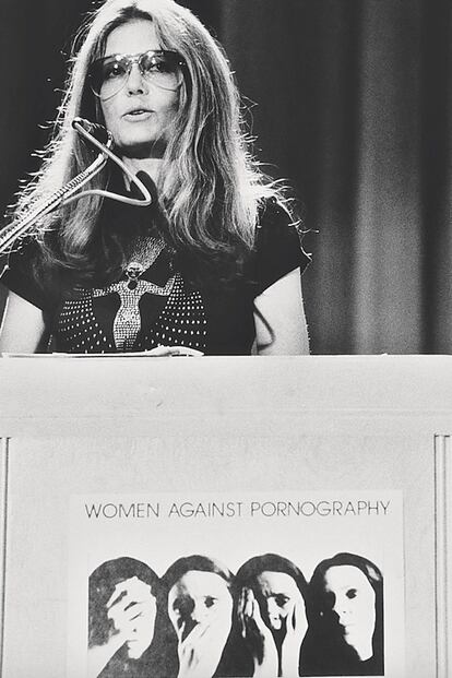 La activista Gloria Steinem en la conferencia Women Against Pornography (1979).