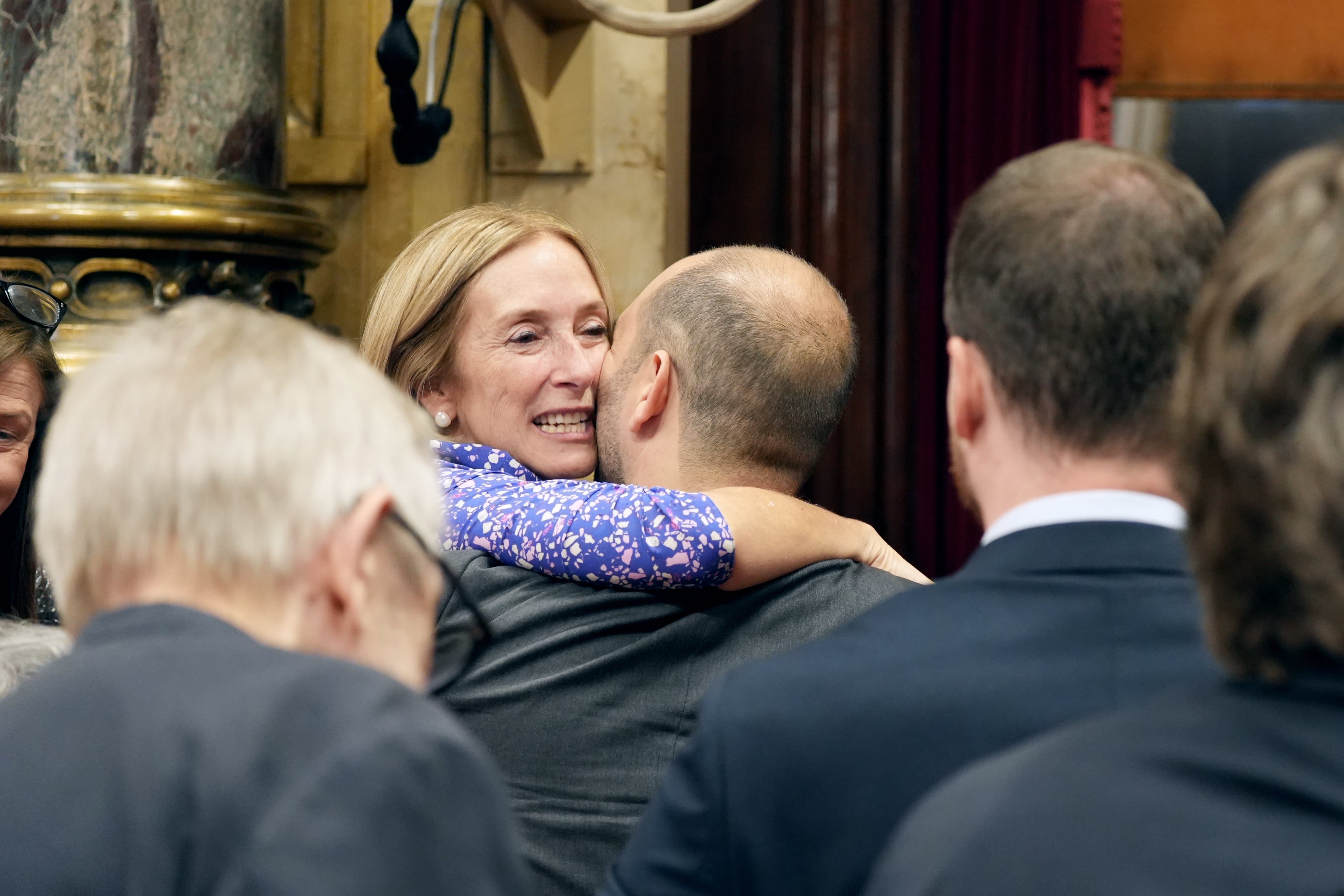 El fichaje estrella de Puigdemont se mofa del Parlament tras dejar Junts