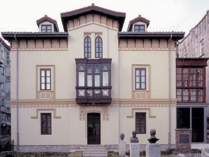 Fachada de la Casa Museo Menéndez Pelayo de Santander, que acoge la sede de la Fundación Gerardo Diego.