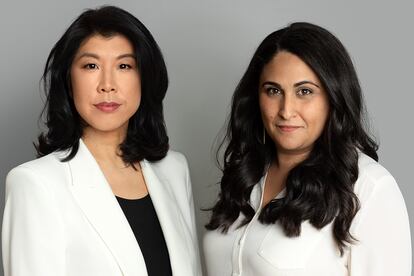 Las periodistas del 'New York Times' Cecilia Kang y Sheera Frenkel, autoras de 'Manipulados'.