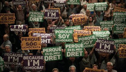 Acto del Pacte Nacional pel Referendum (Pacto Nacional por el Referendum) en el Palau de Congresos en Barcelona.