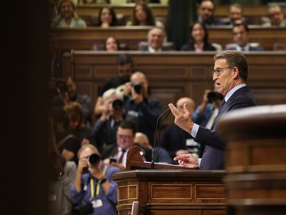 El líder del Partido Popular, Alberto Núñez Feijóo, interviene en el primer día del debate de investidura.
