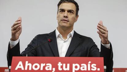 Pedro S&aacute;nchez durante una rueda de prensa en la sede del PSOE de la Comunidad Valenciana.