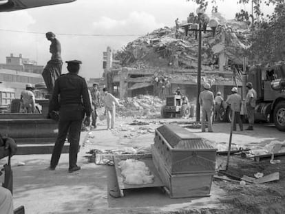 Así quedó la esquina de la Avenida Insurgentes y Álvaro Obregón, entre las colonias Roma y Condesa.