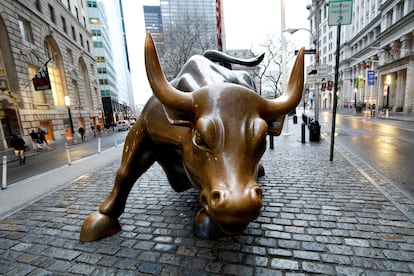 Escultura del toro de Wall Street, icono de las alzas en Bolsa.