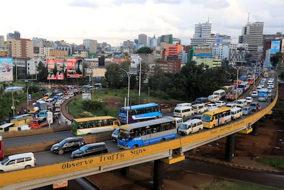 Atasco en Nairobi, en una foto de archivo de 2020.