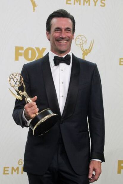Jon Hamm, en los premios Emmy, en Los Ángeles.