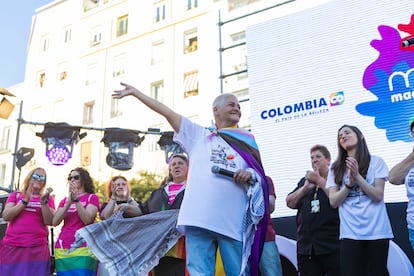 La presidenta de la Federación Estatal de Lesbianas, Gais, Transexuales, Bisexuales, Intersexuales y más (FELGTBI+), Uge Sangil, durante su intervención.