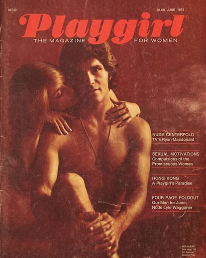 La primera portada de Playgirl.