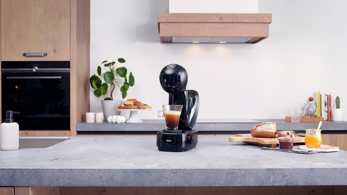 Fichamos dos de las mejores cafeteras de cápsulas según la OCU: son superventas en Amazon