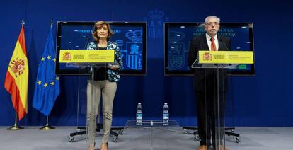 Los secretarios de Empleo y Seguridad Social, Yolanda Valdeolivas, y Octavio Granados, presentan en rueda de prensa, los datos de paro registrado y afiliación a la Seguridad Social