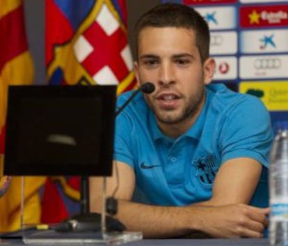 Jordi Alba en su presentación en Barcelona.