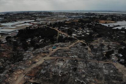 Vista aérea de la zona afectada por el incendio.