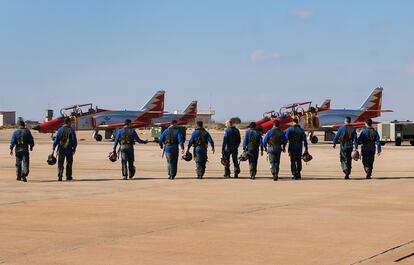 Miembros de la Patrulla Águila en San Javier (Murcia), en octubre de 2017.