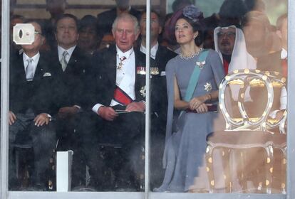 O príncipe Charles, da Inglaterra, com Mary da Dinamarca.