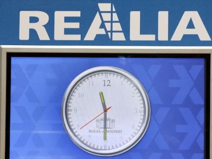 El logo de Realia en su debut en Bolsa. 