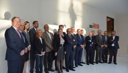 Los miembros del consejo de administración del puerto de Valencia tras su primera reunión.