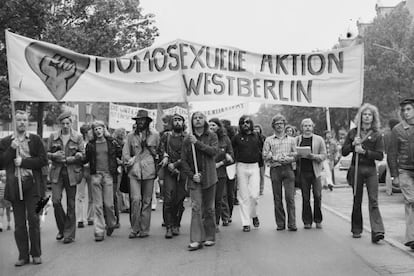 Manifestación a favor de los derechos de los homosexuales en Berlín en 1973.