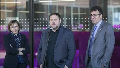 Lluís Salvadó (a la derecha), junto a Oriol Junqueras.