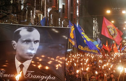 Marcha en homenaje a Bandera, en enero de 2020 en Kiev.