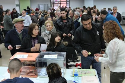 Colas en un colegio electoral el pasado domingo