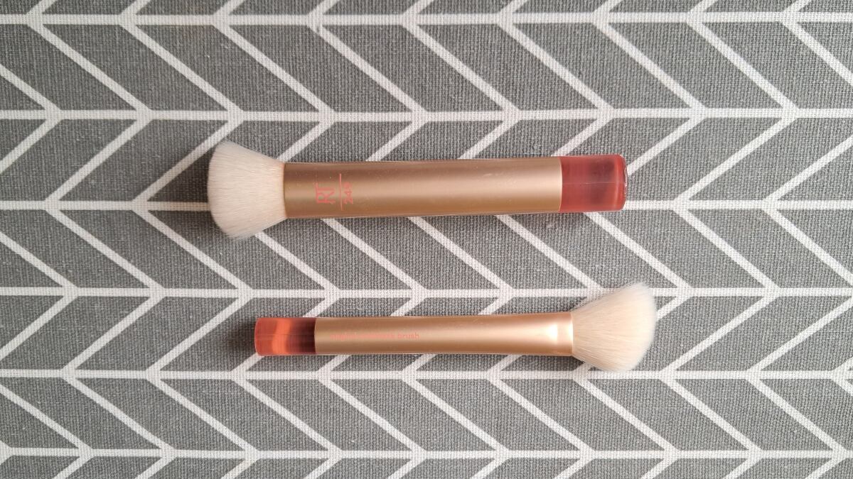 Así han quedado mis brochas de maquillaje.