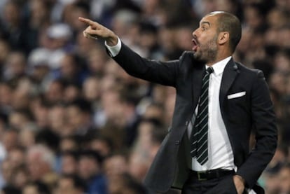 Pep Guardiola, entrenador del Barcelona, durante el clásico de la 32ª jornada de la Liga.