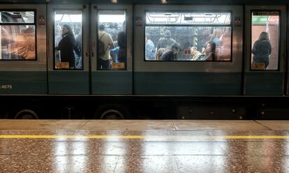 Alza de pasajes. Metro de Santiago