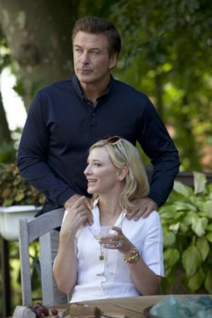 Los actores Alec Baldwin y Cate Blanchett, protagonistas del filme, en un  momento del rodaje.