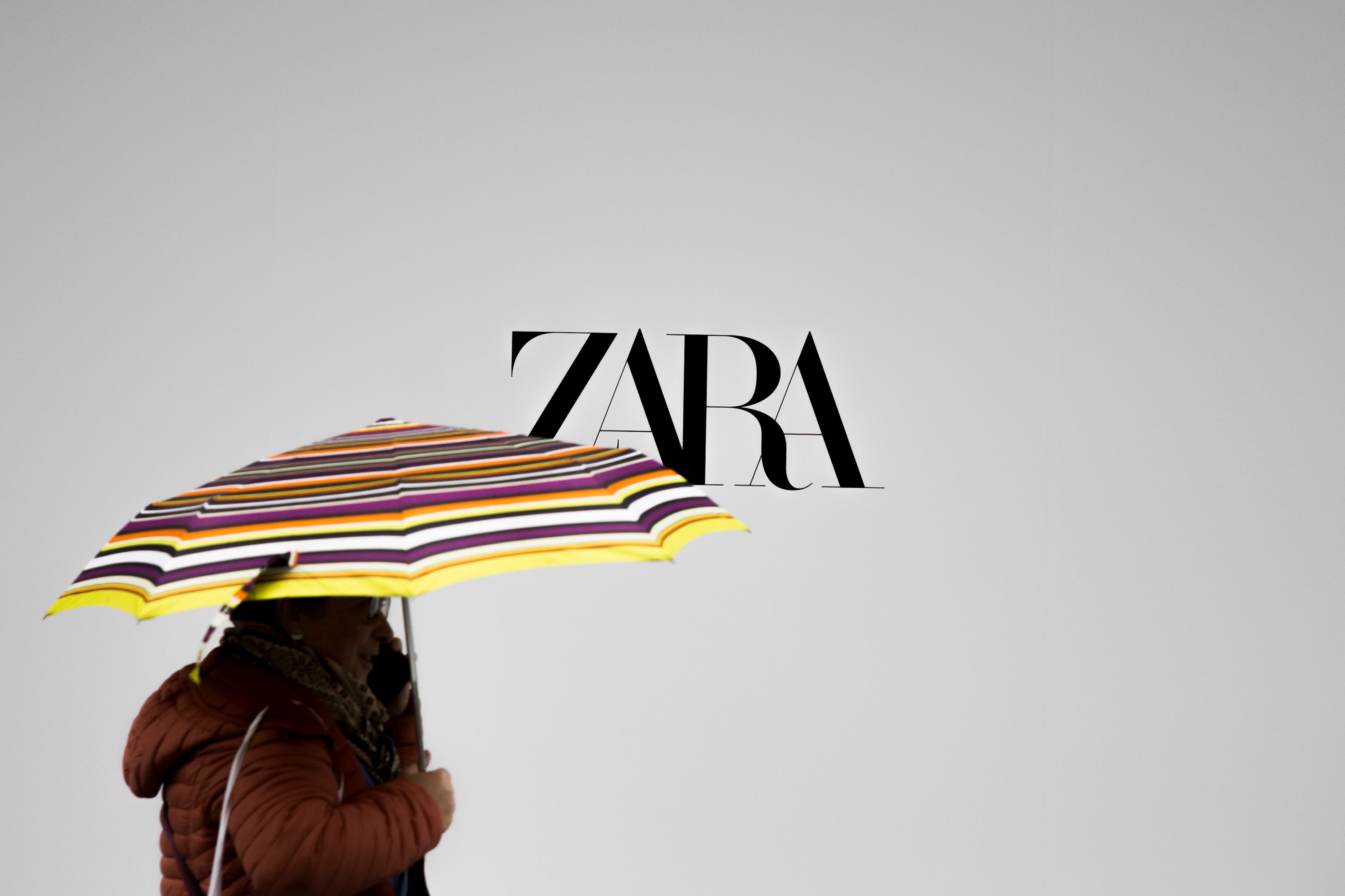 Los analistas ponen en duda el ritmo de crecimiento de las grandes tiendas de Inditex