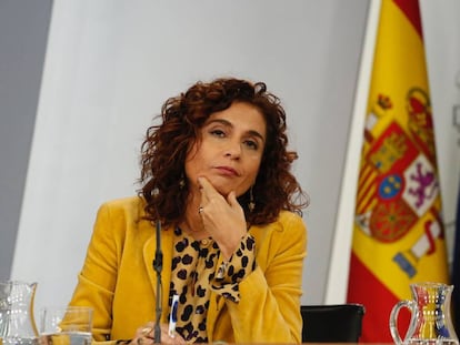 La ministra de Hacienda, Maria Jesus Montero, en el Consejo de Ministros, en el Palacio de La Moncloa.