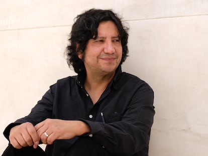 El escritor chileno Alejandro Zambra.