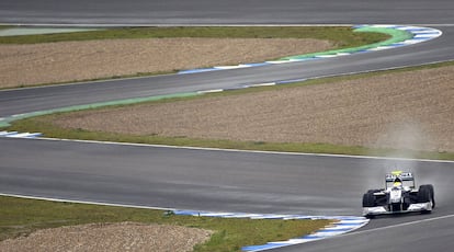 Nico Rosgberg, de Mercedes, rodando en Jerez.