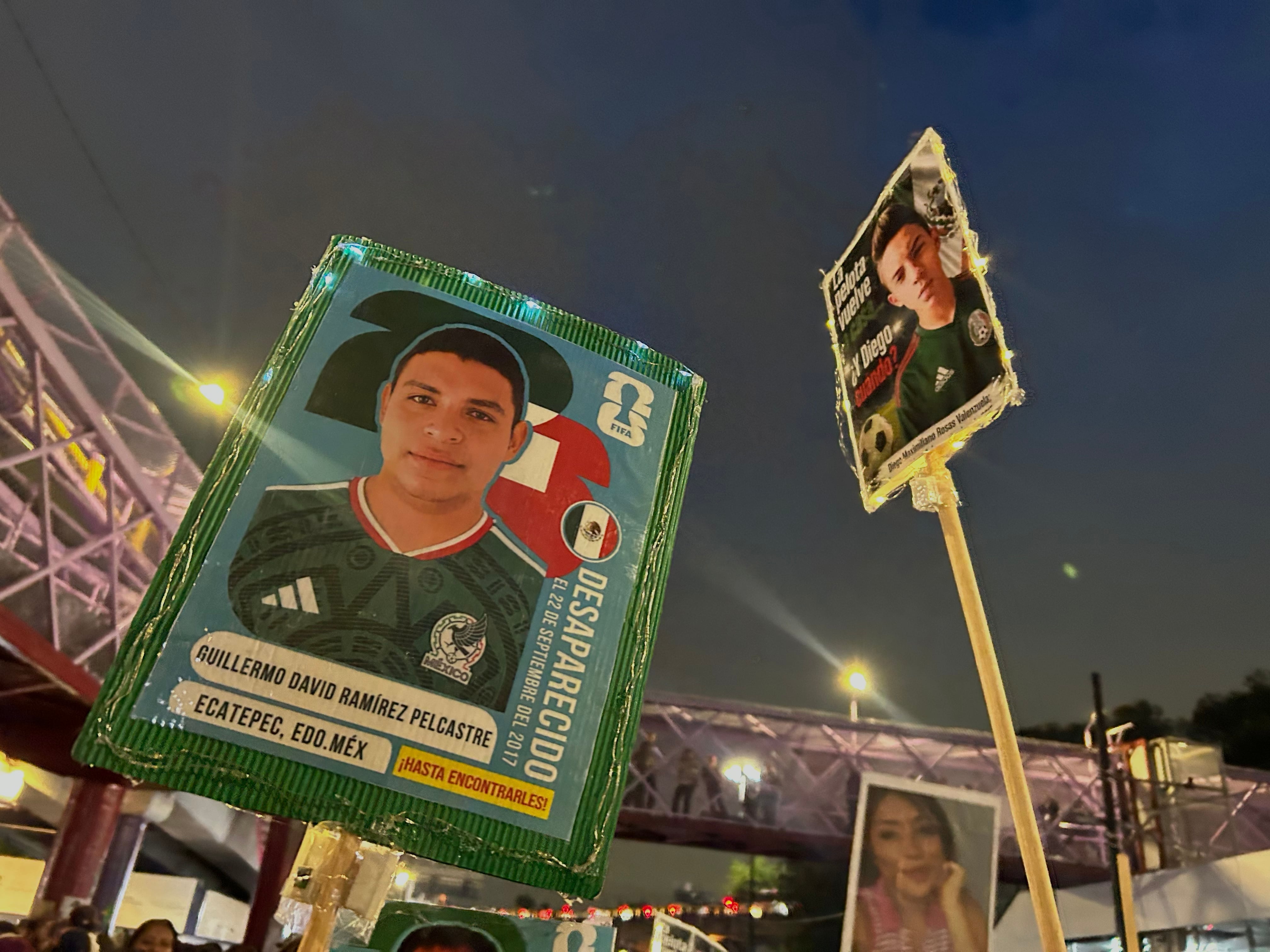 Las mujeres buscadoras desafían la postal idílica de Ciudad de México en el Mundial