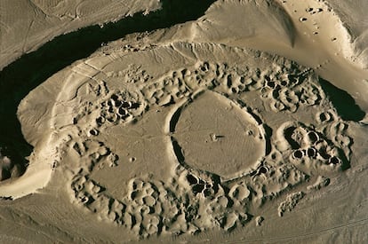 Ruinas de la aldea de Guatacondo en el desierto de Atacama (Chile). Se cree que fueron colonizadas en torno al siglo II. El sitio fue abandonado.