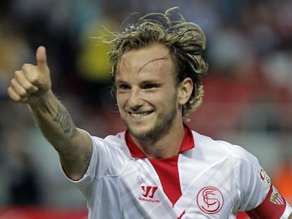 Rakitic celebra el primer gol del Sevilla