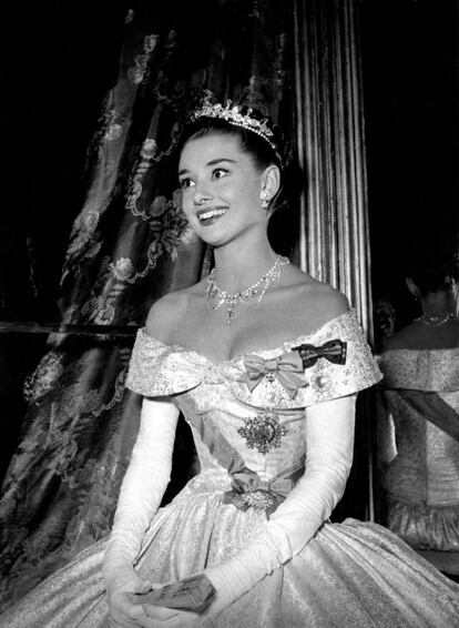 Caracterizada como la princesa Ann de Vacaciones en Roma (1953).