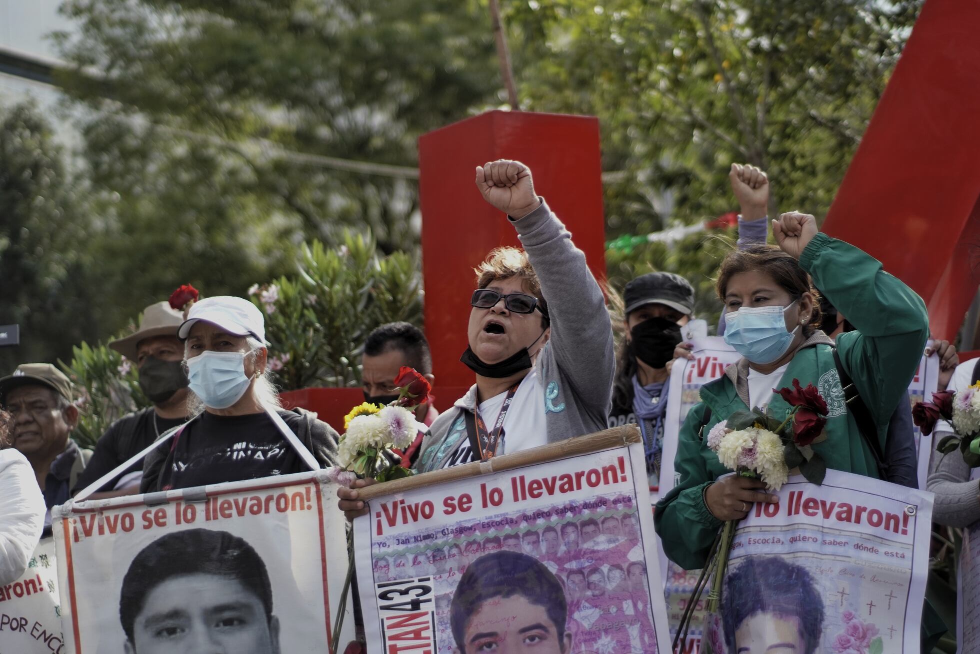 La marcha por los ocho años de la desaparición de los 43 normalistas de ...