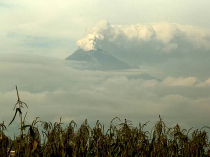 O vulcão Popocatépetl, em 27 de setembro de 2017.